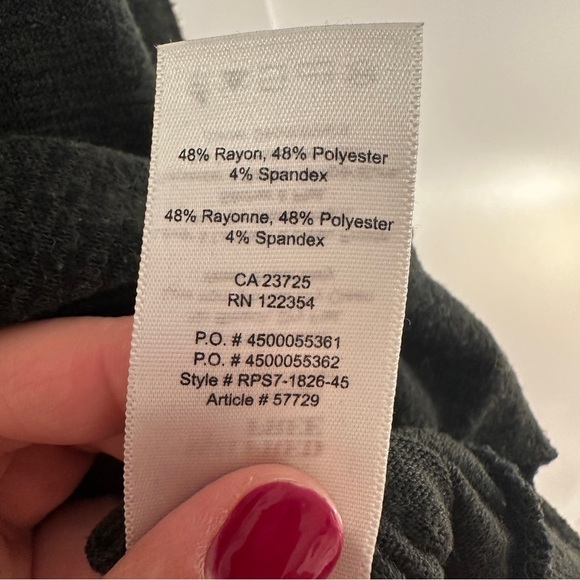 Wilfred Free Aritzia Green Black Turtleneck Loose Oversized Fit Size XXS Women’s - Picture 10 of 10